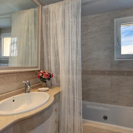 Apartment Malaga Paradise *